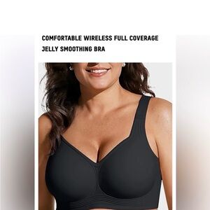 Comfortable Wireless Full Coverage Bra in Black